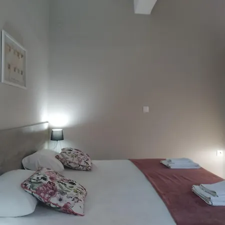 Trousas Διαμέρισμα *