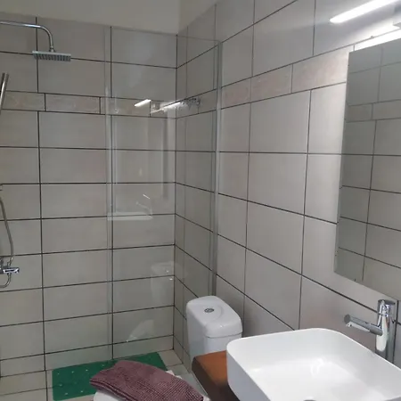 Apartamento Trousas Rodas